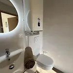 Claire Apartment *