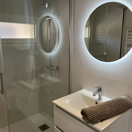 Claire Апартаменты *