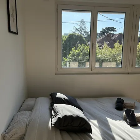 Claire * Valence (Drome)