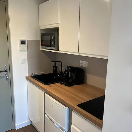 Claire Apartment